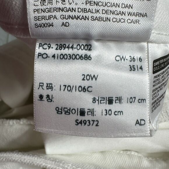 Levi's BOYFRIEND Womens Size 20W White Mid Rise Crop Jeans Denim Pants 39x27.5 - Picture 13 of 14